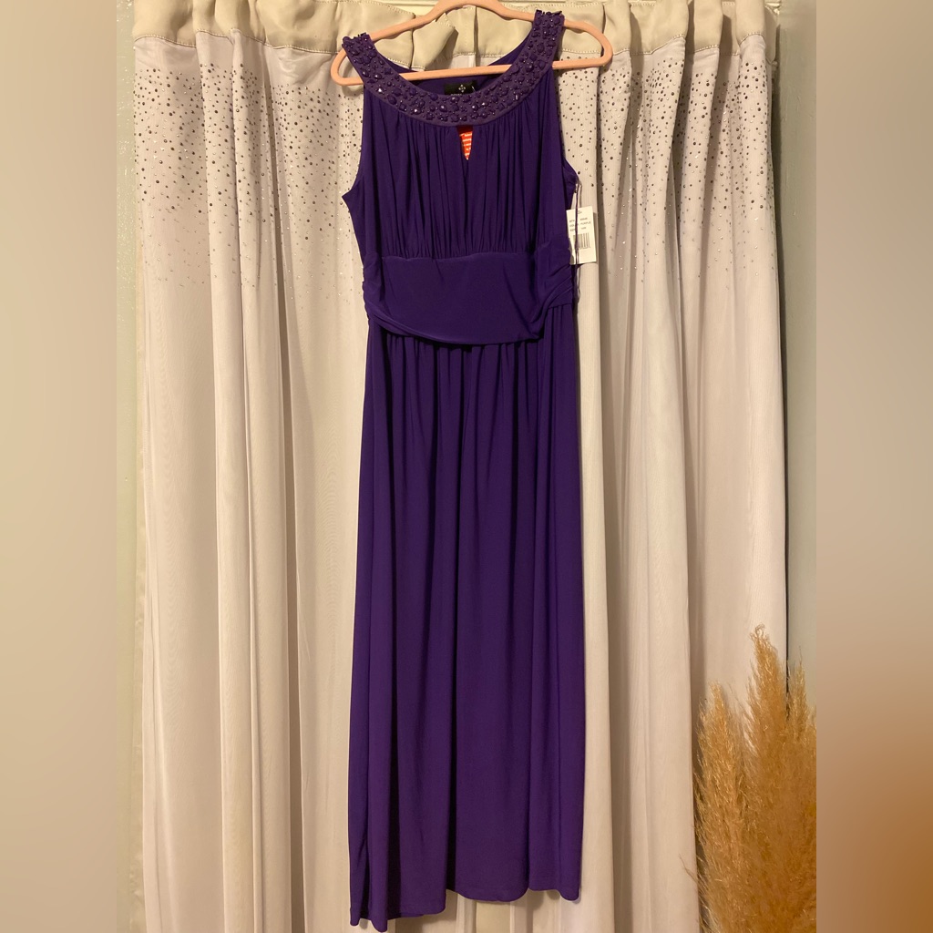 Brand Ronni Nicole Size 14w Ptp 1922 Length 55 Color Purple Brand Ronni Nicole Size 14w Ptp 1922 Length 55 Color Purple